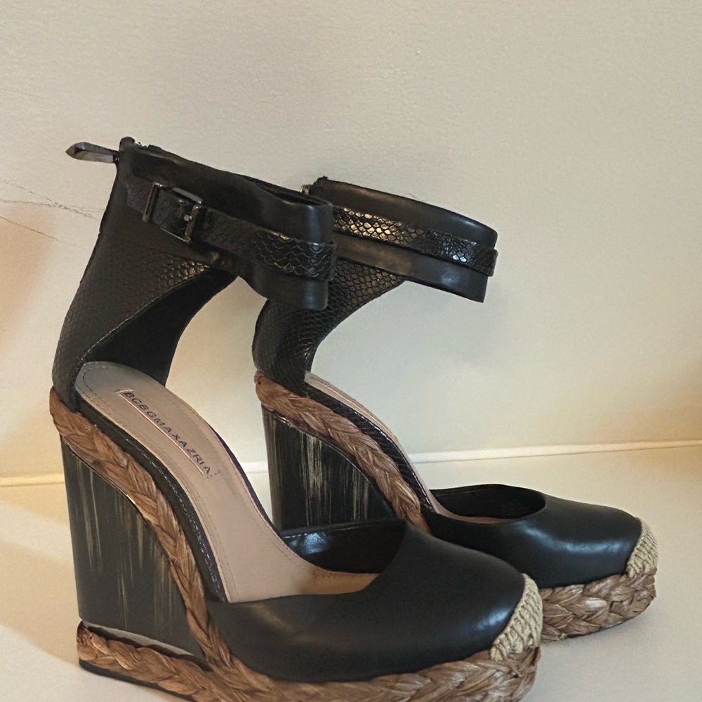 BCBG Black Leather Wedge Sandals 6.5 Ankle Strap